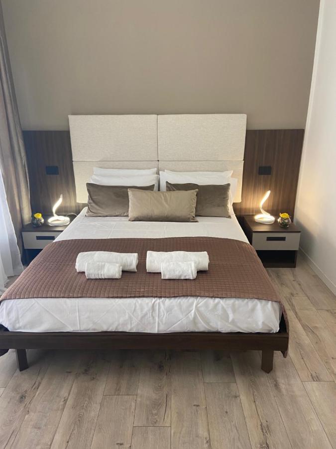 Hotel Plaza Ungheria Palermo Eksteriør bilde