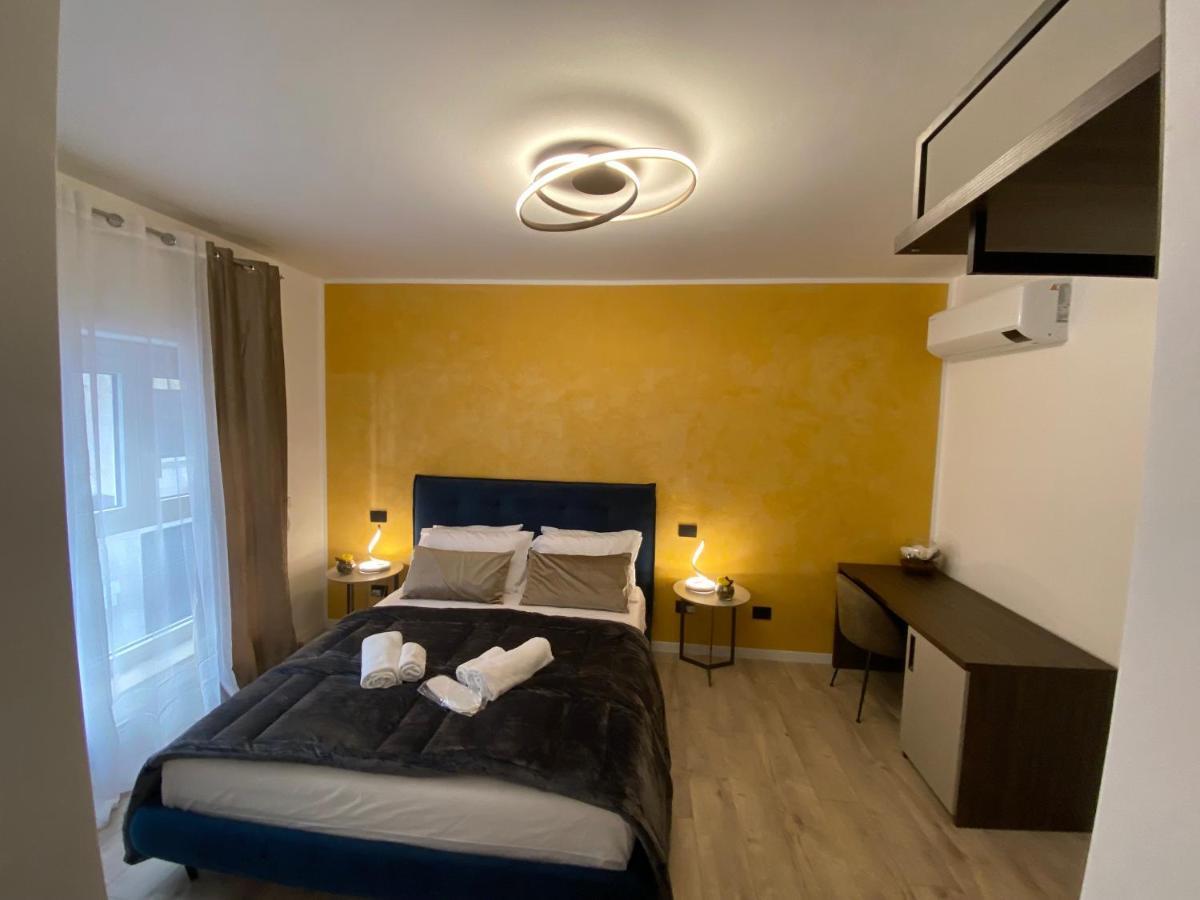 Hotel Plaza Ungheria Palermo Eksteriør bilde