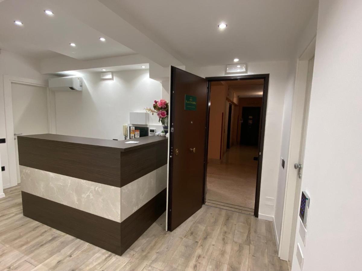 Hotel Plaza Ungheria Palermo Eksteriør bilde