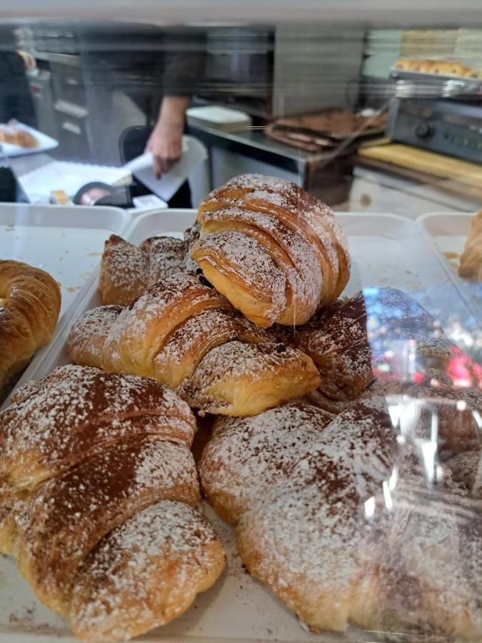 Hotel Plaza Ungheria Palermo Eksteriør bilde